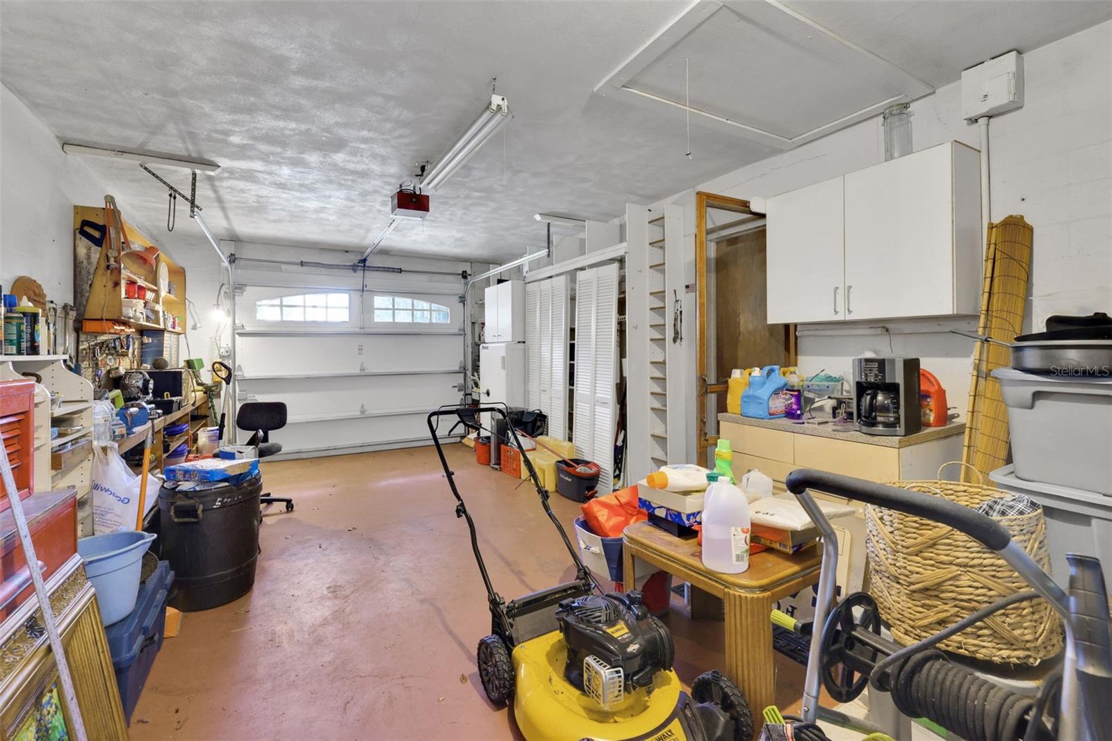 Image 30 of 50 For 410 Acacia Circle