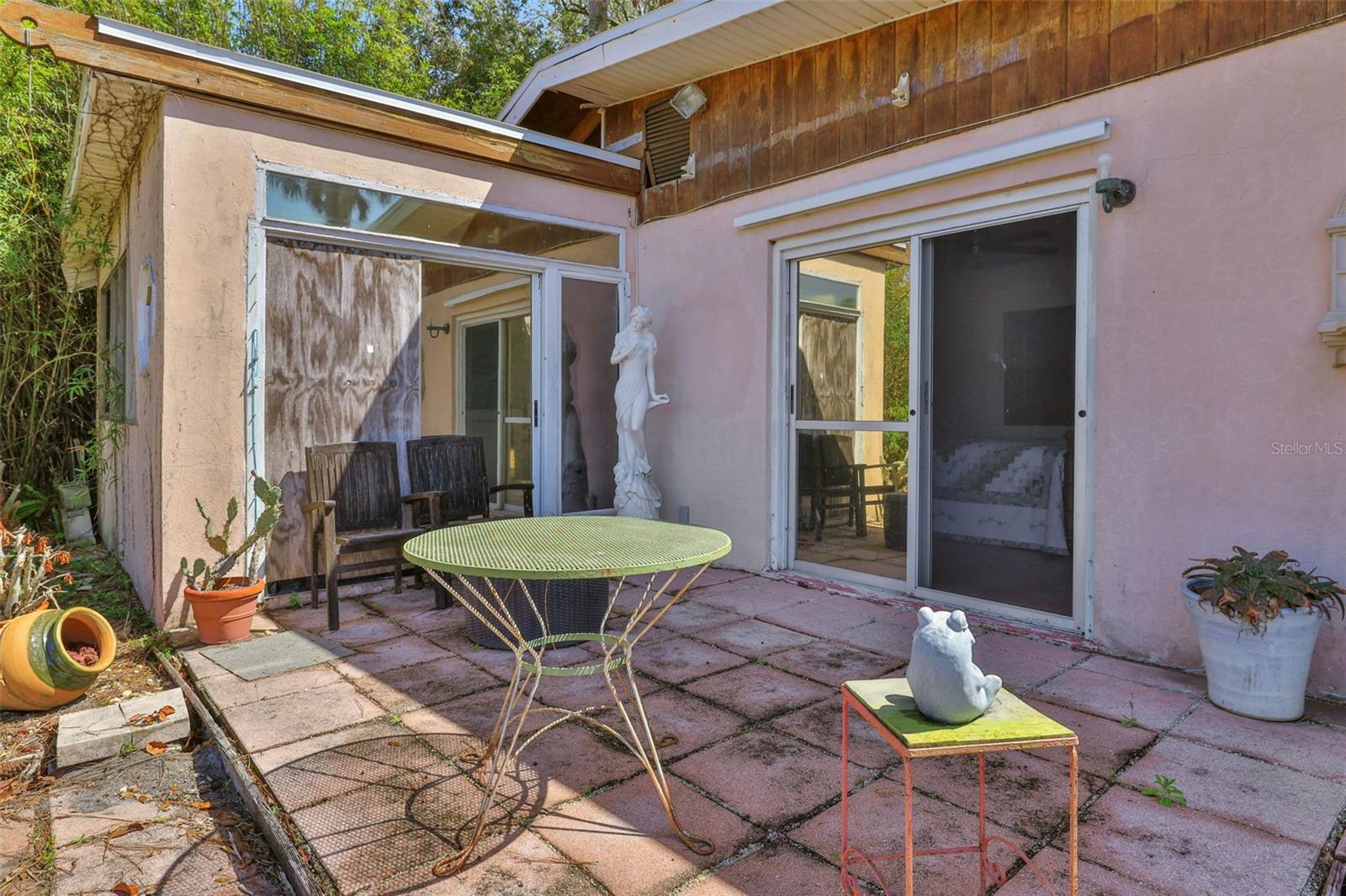 Image 33 of 50 For 410 Acacia Circle