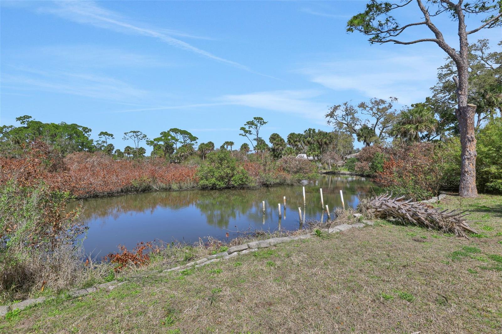 Image 36 of 50 For 410 Acacia Circle