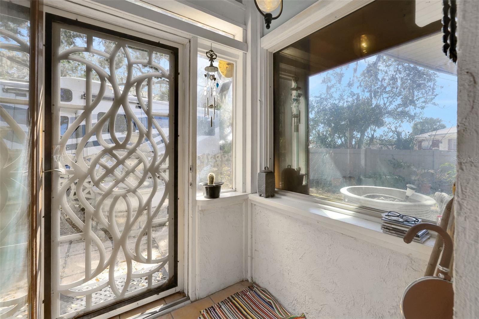 Image 4 of 50 For 410 Acacia Circle