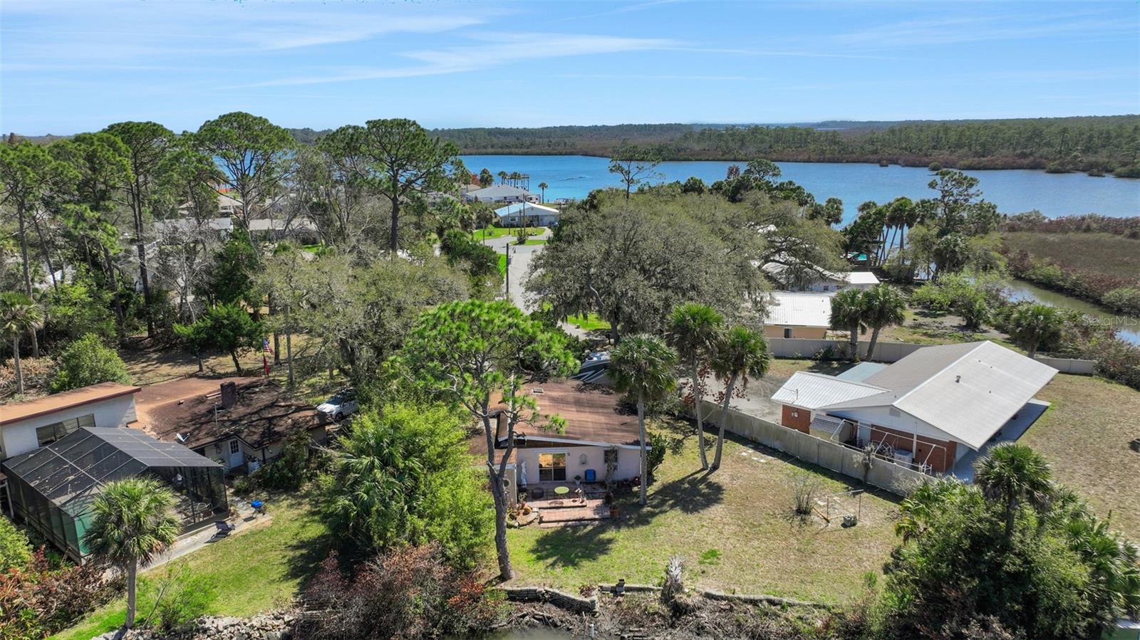 Image 43 of 50 For 410 Acacia Circle