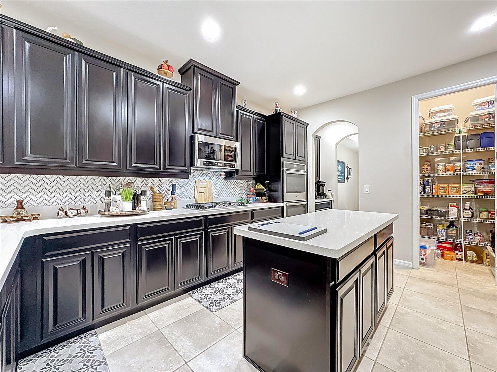 Image 25 of 100 For 539 Timbervale Trail