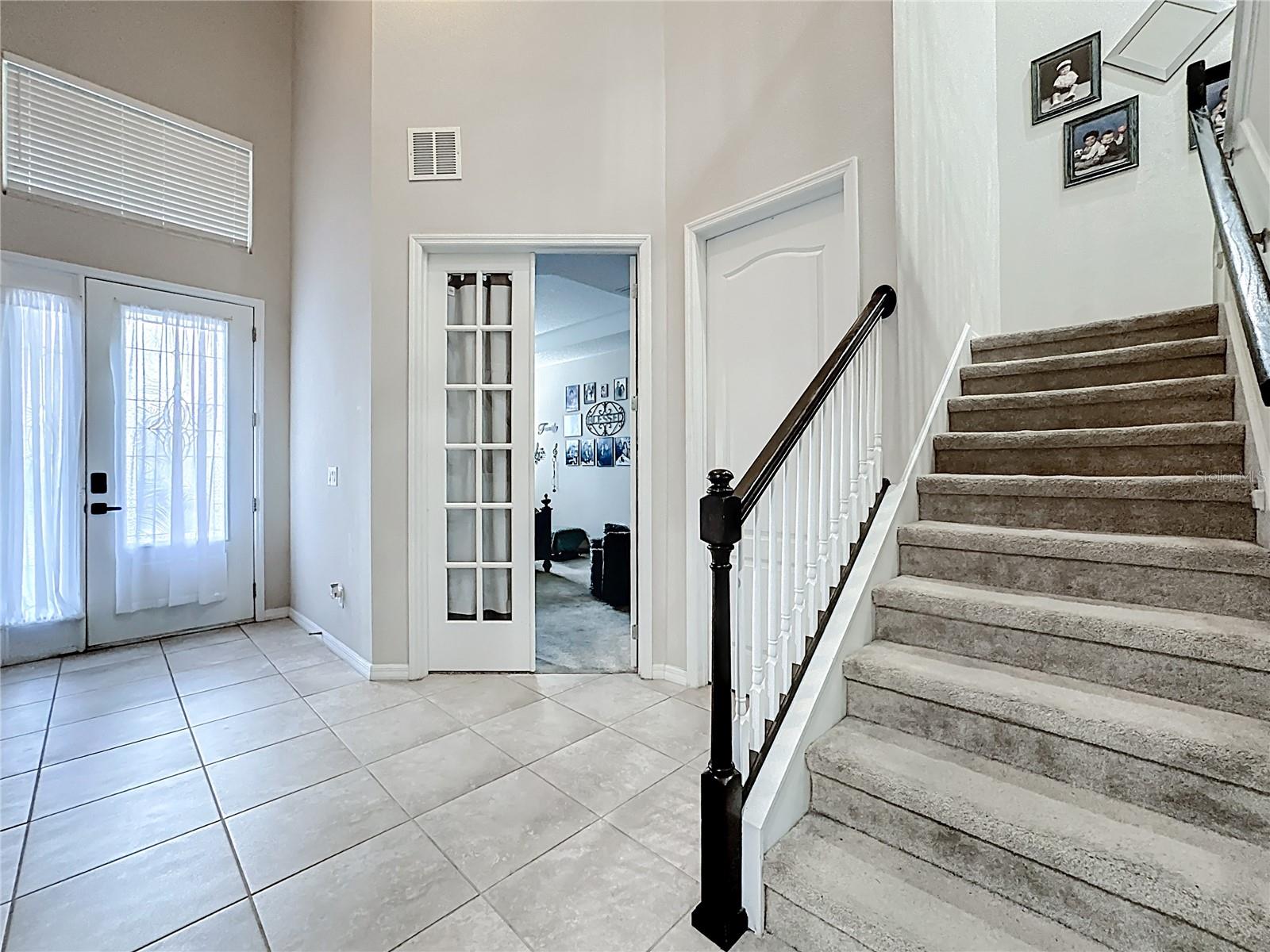 Image 42 of 100 For 539 Timbervale Trail