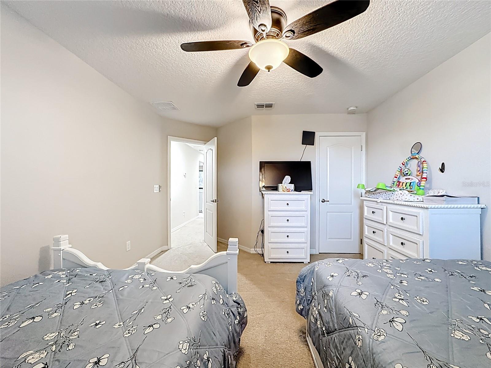 Image 47 of 100 For 539 Timbervale Trail