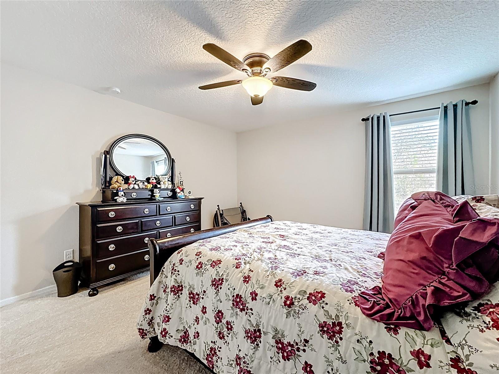 Image 51 of 100 For 539 Timbervale Trail