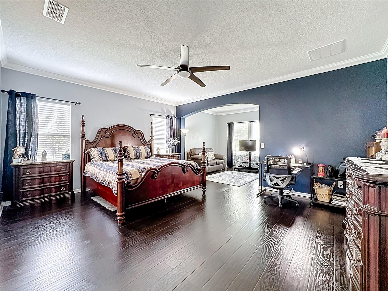 Image 55 of 100 For 539 Timbervale Trail