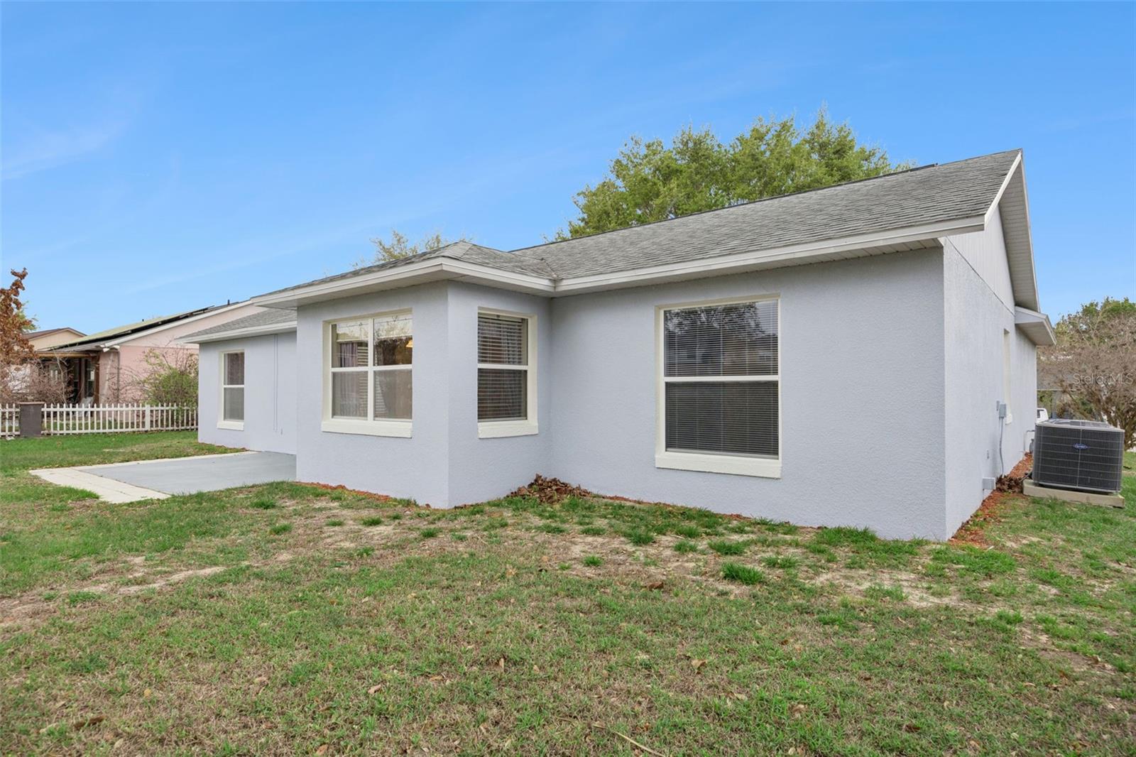 Image 29 of 43 For 11614 Roper Boulevard