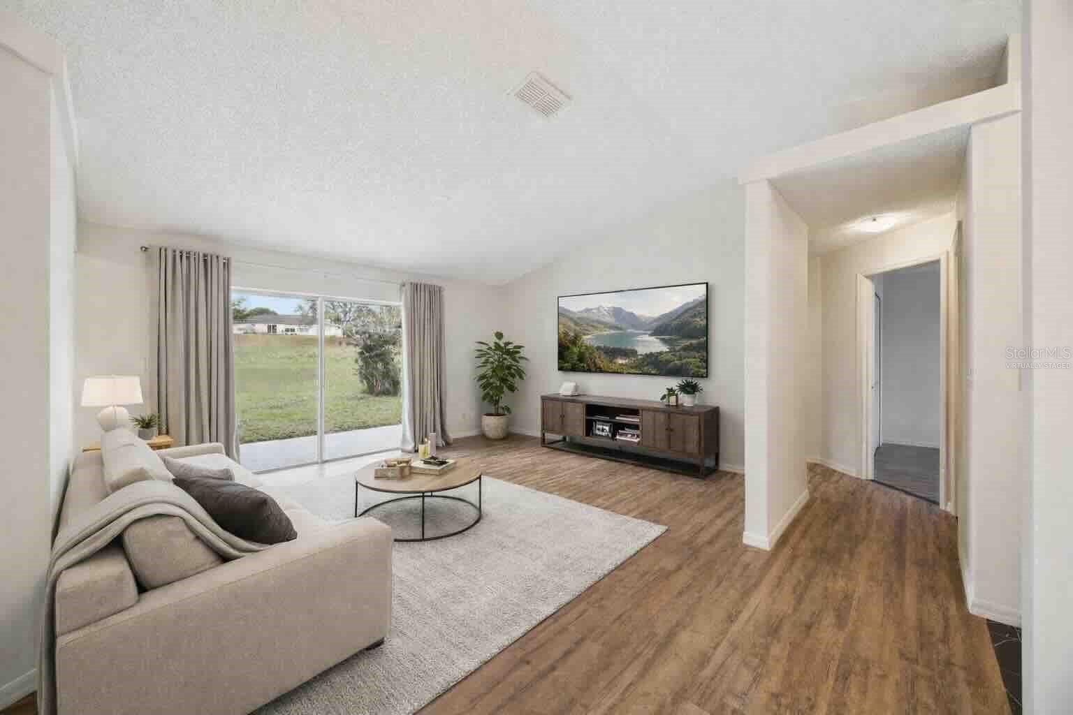 Image 9 of 43 For 11614 Roper Boulevard