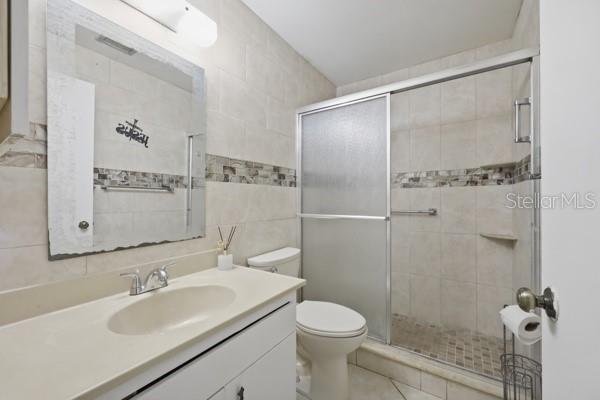 Image 12 of 20 For 2442 Sable Avenue