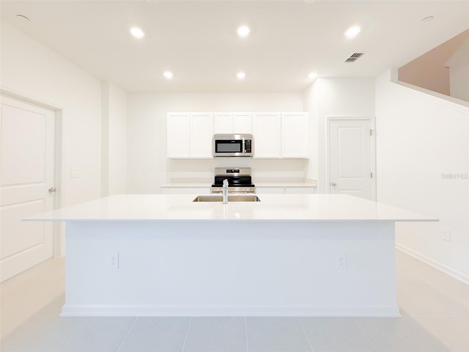 Image 5 of 28 For 1991 Stake Out Way