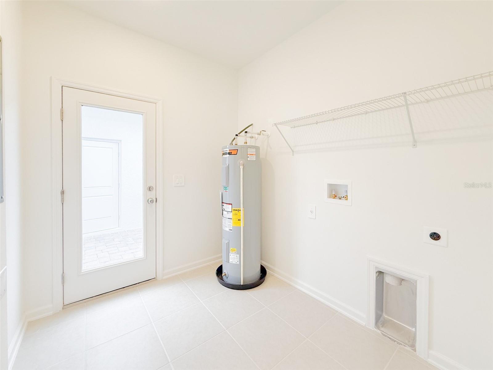 Image 6 of 28 For 1991 Stake Out Way