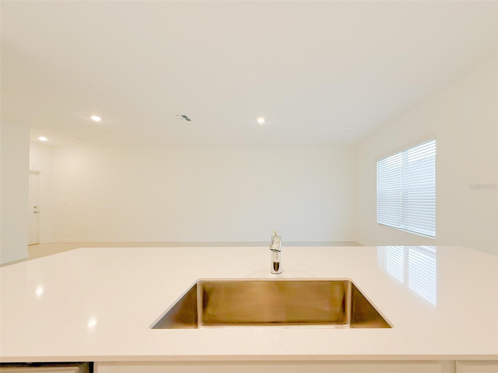 Image 7 of 28 For 1991 Stake Out Way