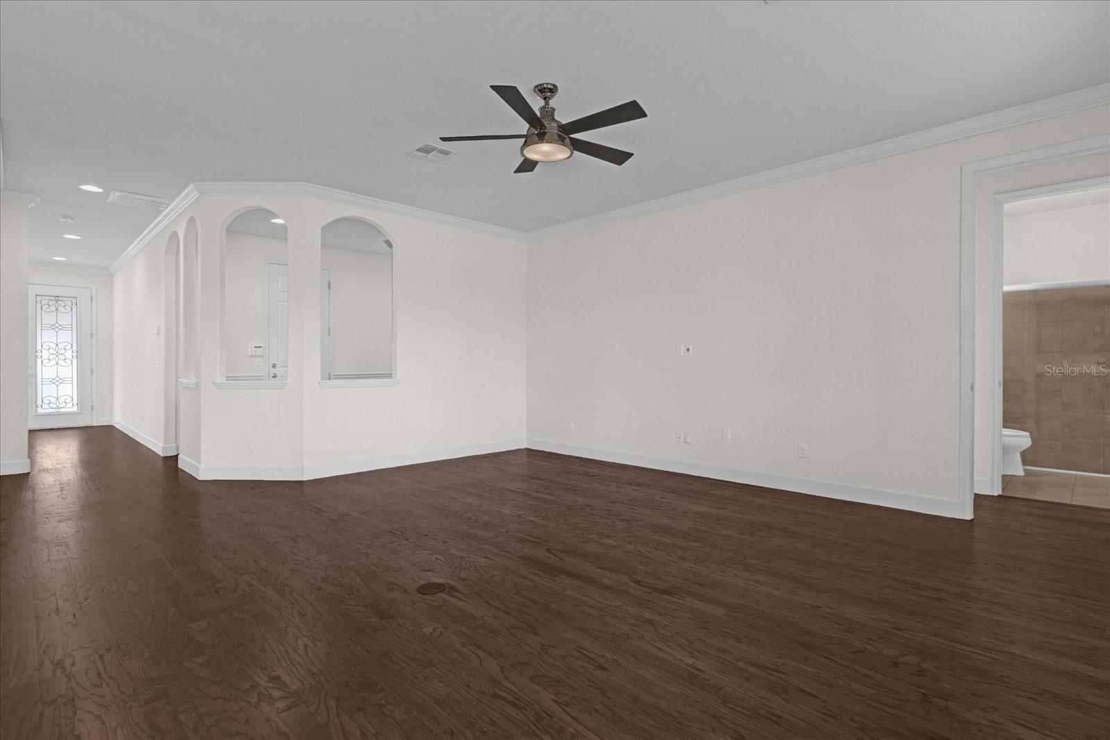 Image 14 of 55 For 11803 Aurelio Lane