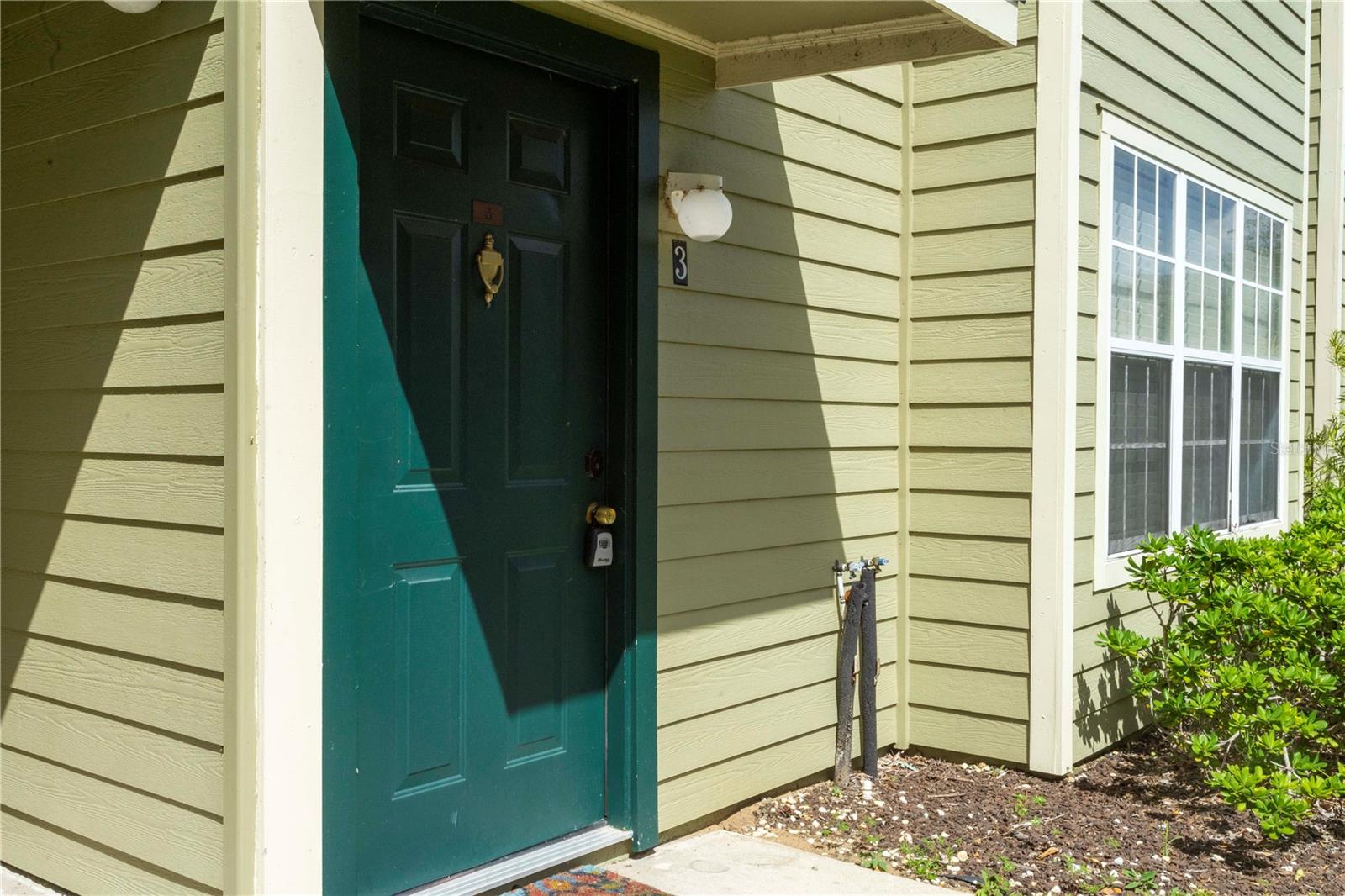 Image 18 of 46 For 3729 Lake Orlando Parkway 3