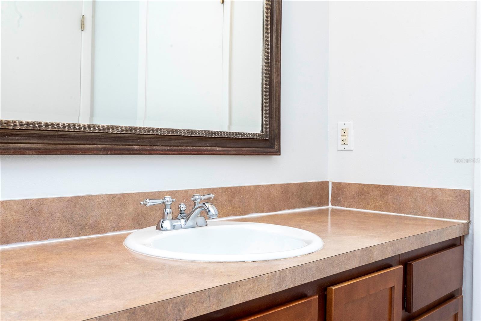 Image 22 of 46 For 3729 Lake Orlando Parkway 3