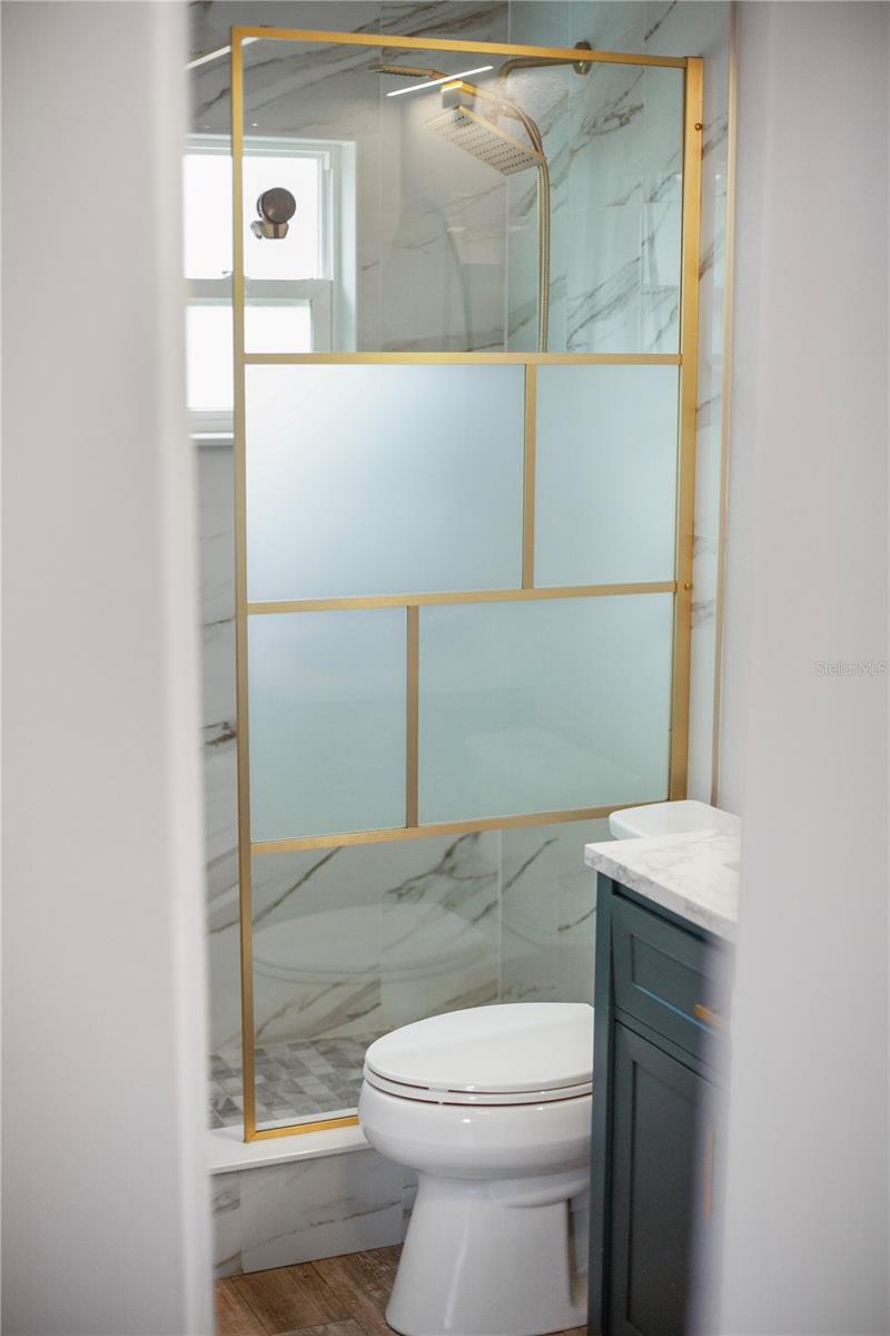 Image 16 of 43 For 1614 Maureen Avenue