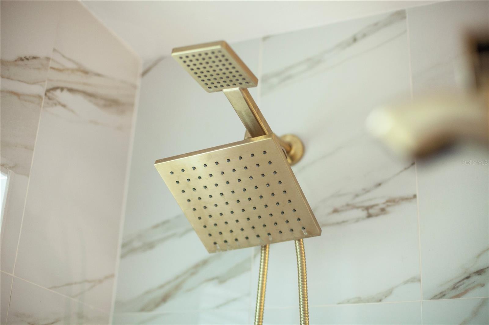 Image 19 of 43 For 1614 Maureen Avenue