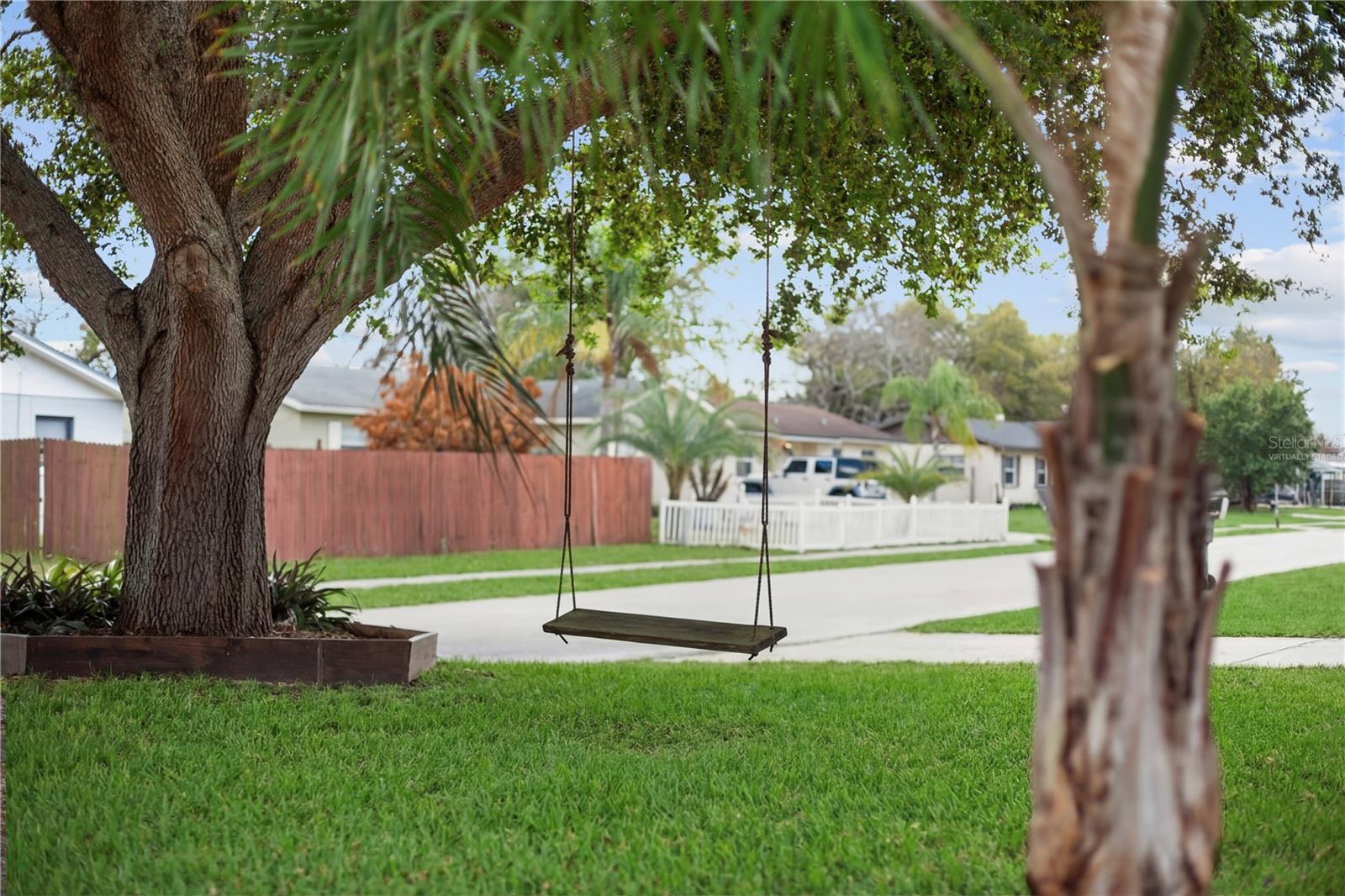 Image 2 of 43 For 1614 Maureen Avenue