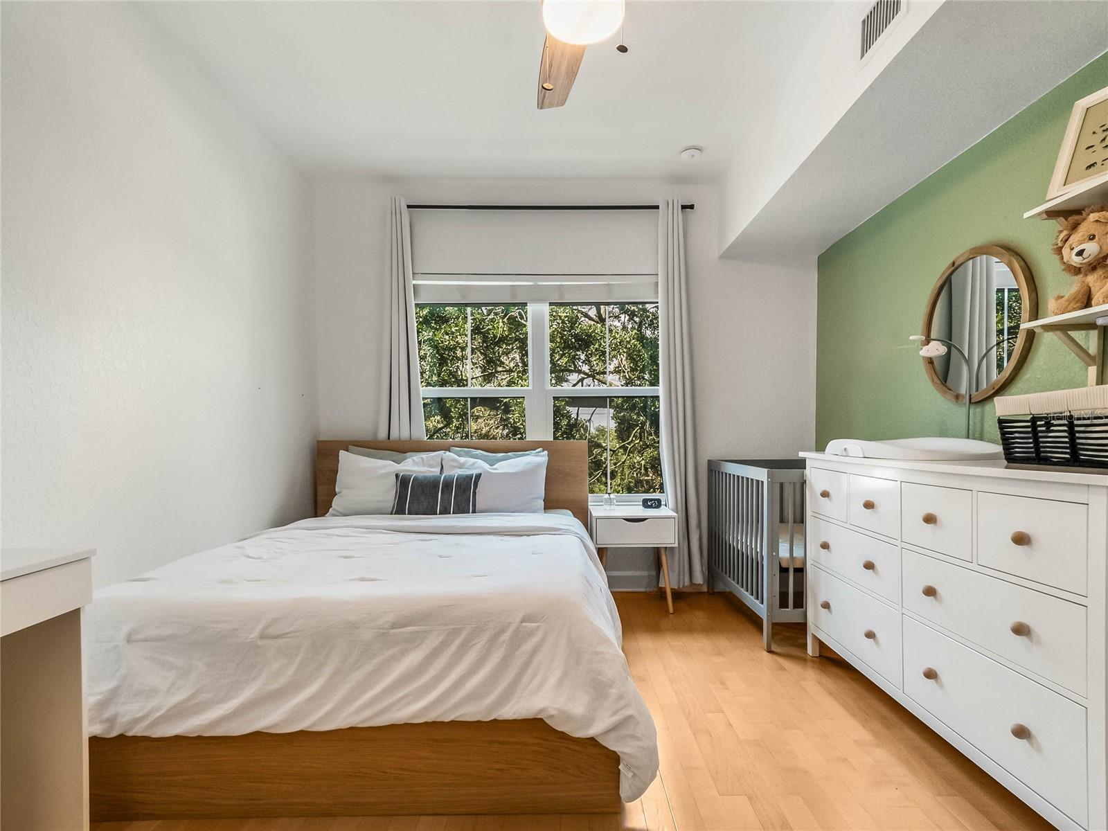 Image 13 of 33 For 202 South Street 3051