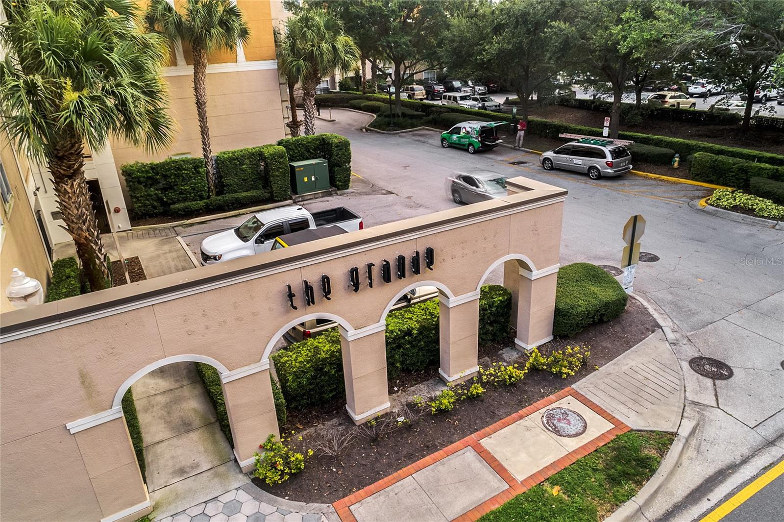 Image 17 of 33 For 202 South Street 3051