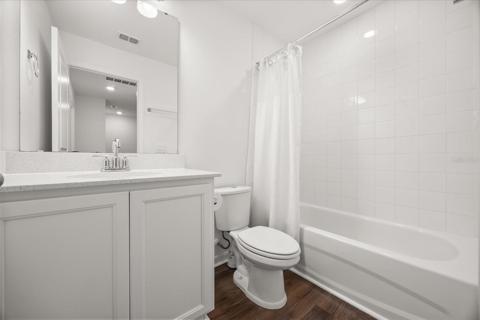 Image 14 of 27 For 6403 Cyrils Drive