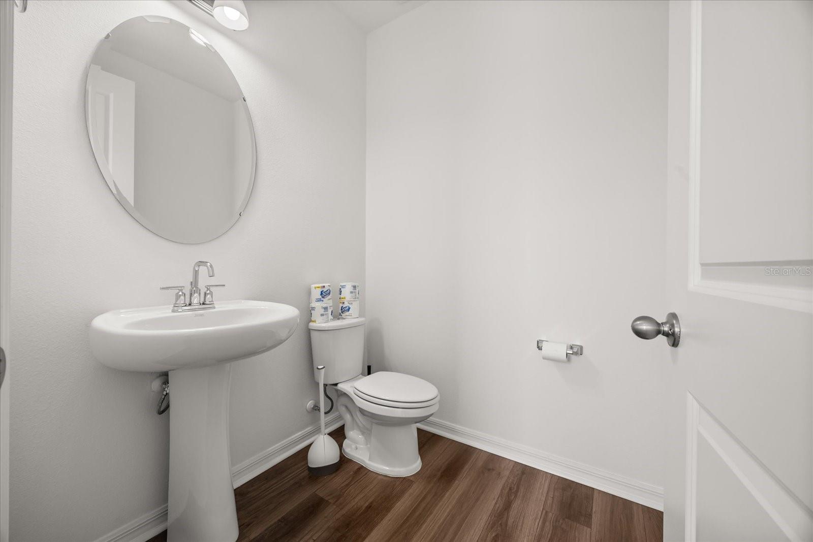 Image 16 of 27 For 6403 Cyrils Drive