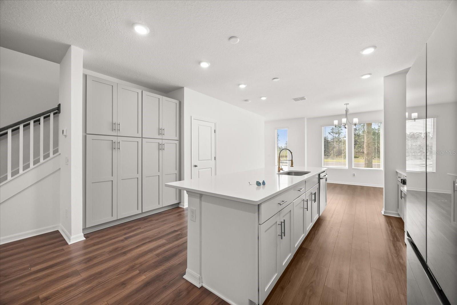 Image 9 of 27 For 6403 Cyrils Drive