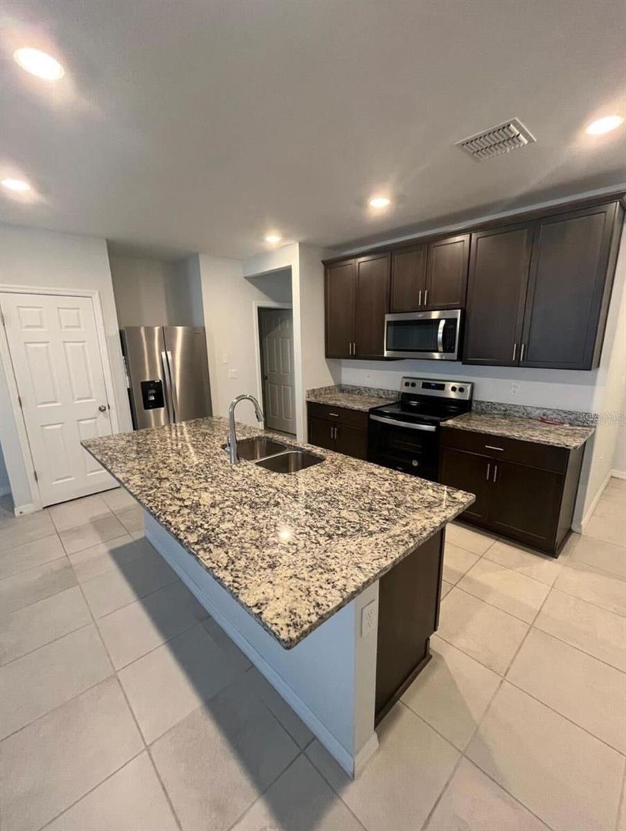 Image 2 of 16 For 4474 Burrowing Owl Loop