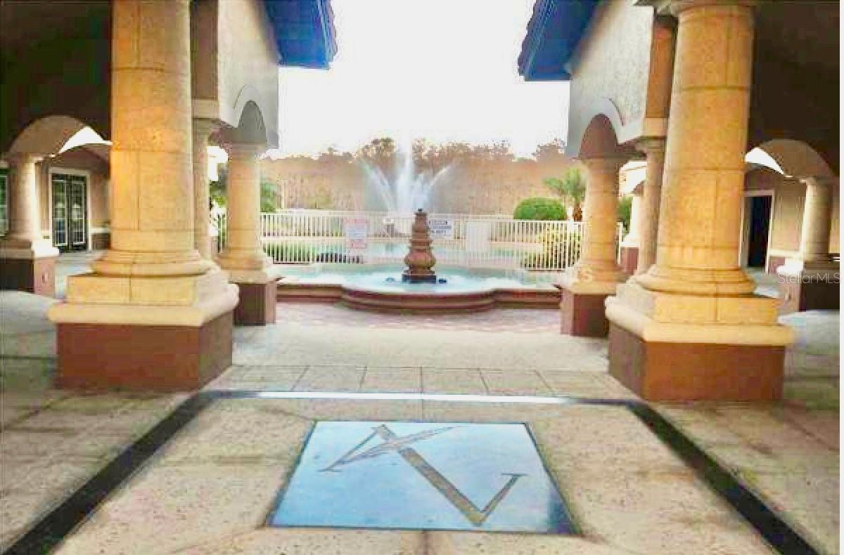 Image 14 of 18 For 14049 Fairway Island Drive 113