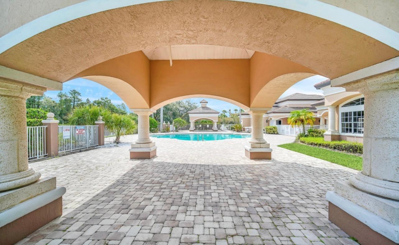 Image 16 of 18 For 14049 Fairway Island Drive 113