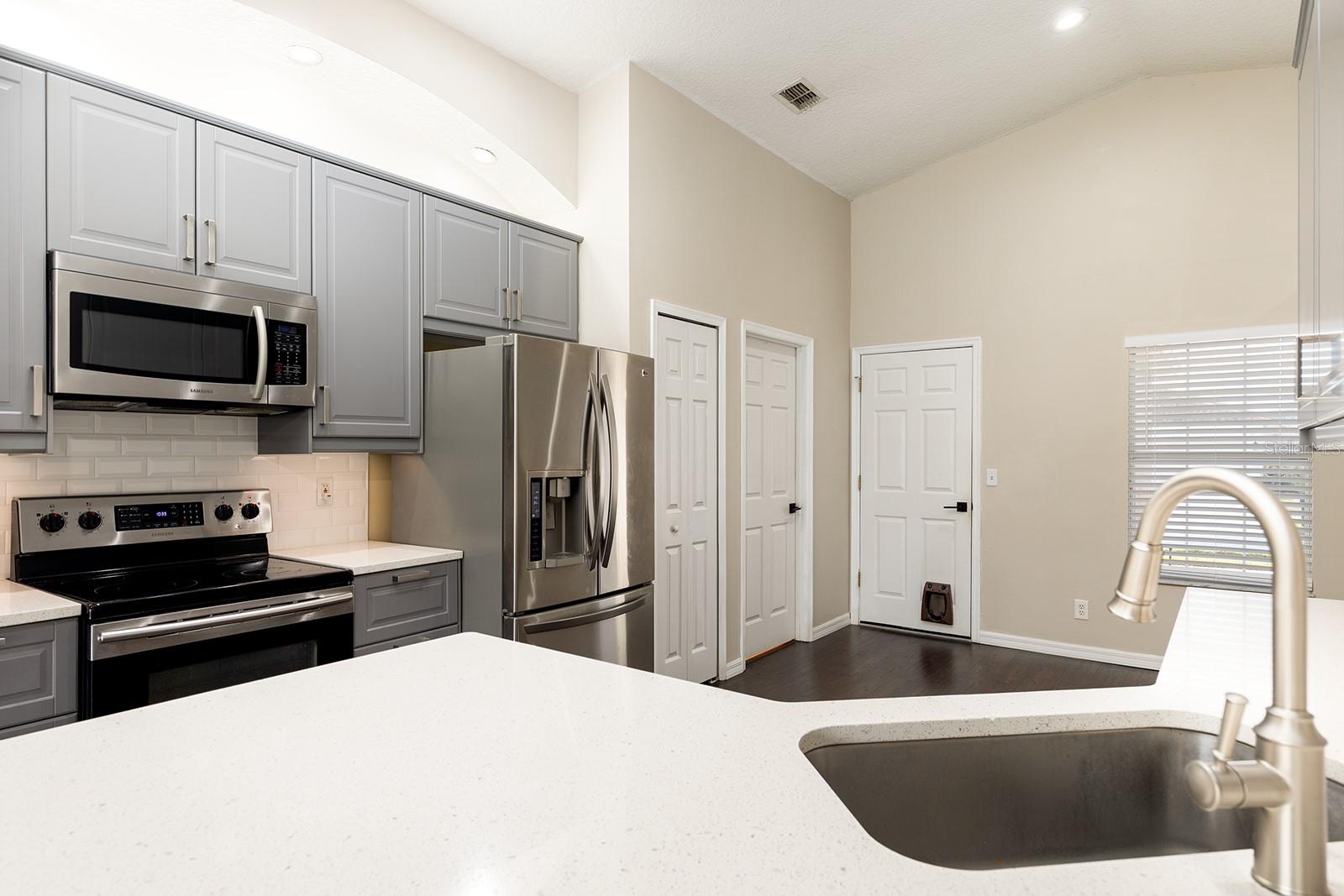 Image 12 of 37 For 14909 Yorkshire Run Drive