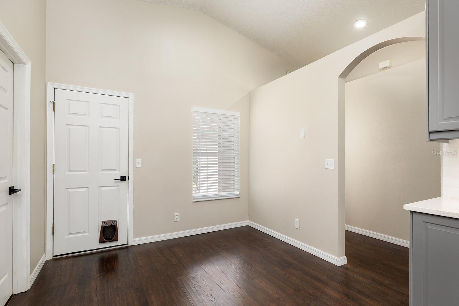 Image 13 of 37 For 14909 Yorkshire Run Drive