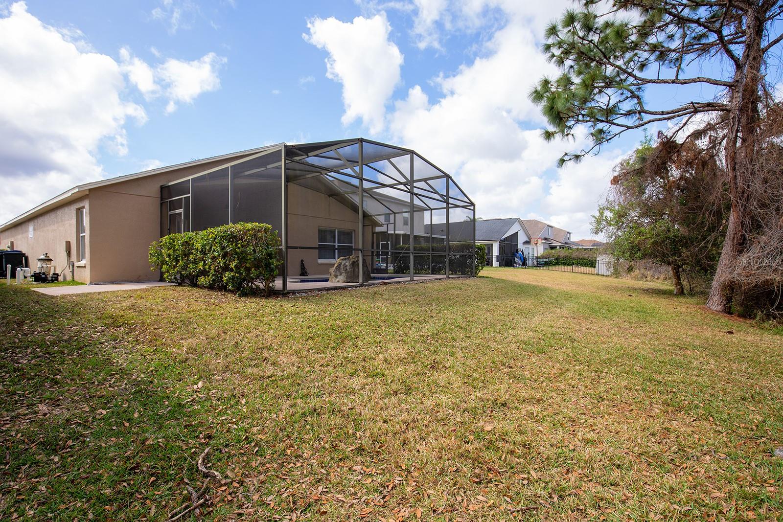 Image 28 of 37 For 14909 Yorkshire Run Drive