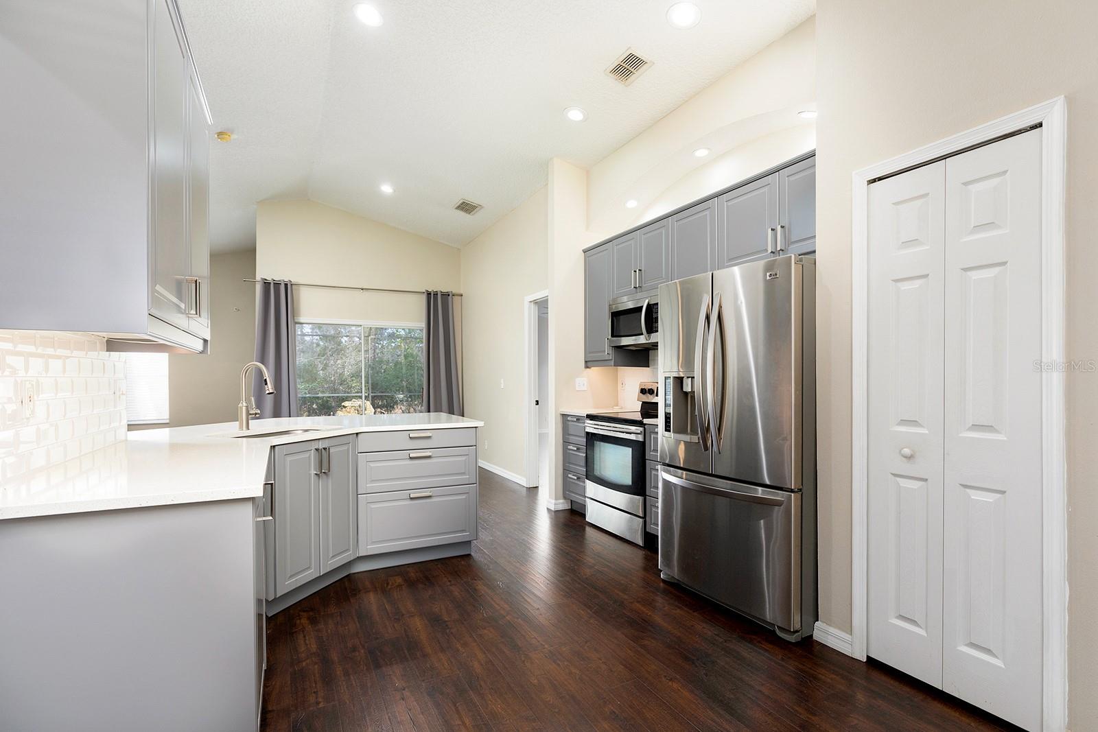 Image 9 of 37 For 14909 Yorkshire Run Drive