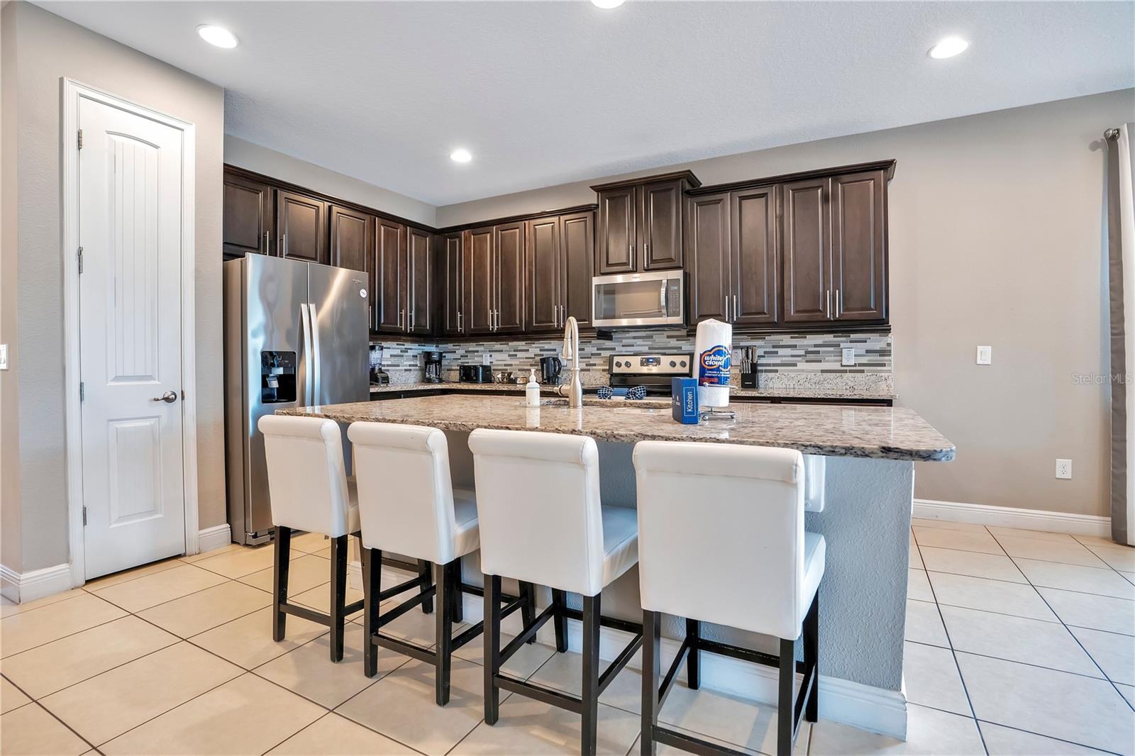 Image 21 of 70 For 210 Burma Street