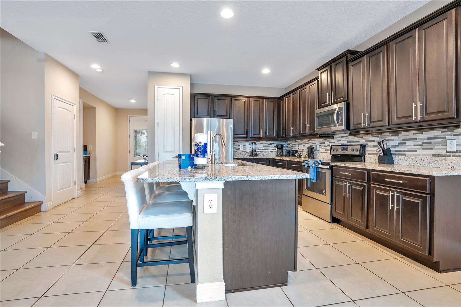 Image 23 of 70 For 210 Burma Street