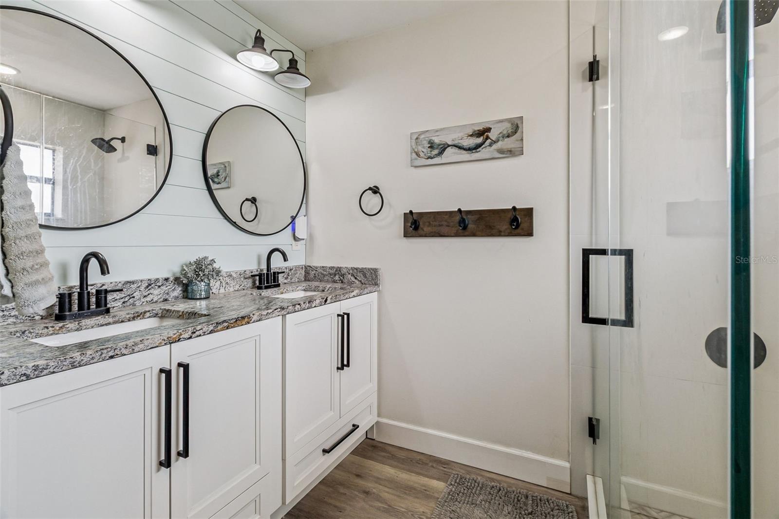 Listing photo id 18 for 870 Croton Road