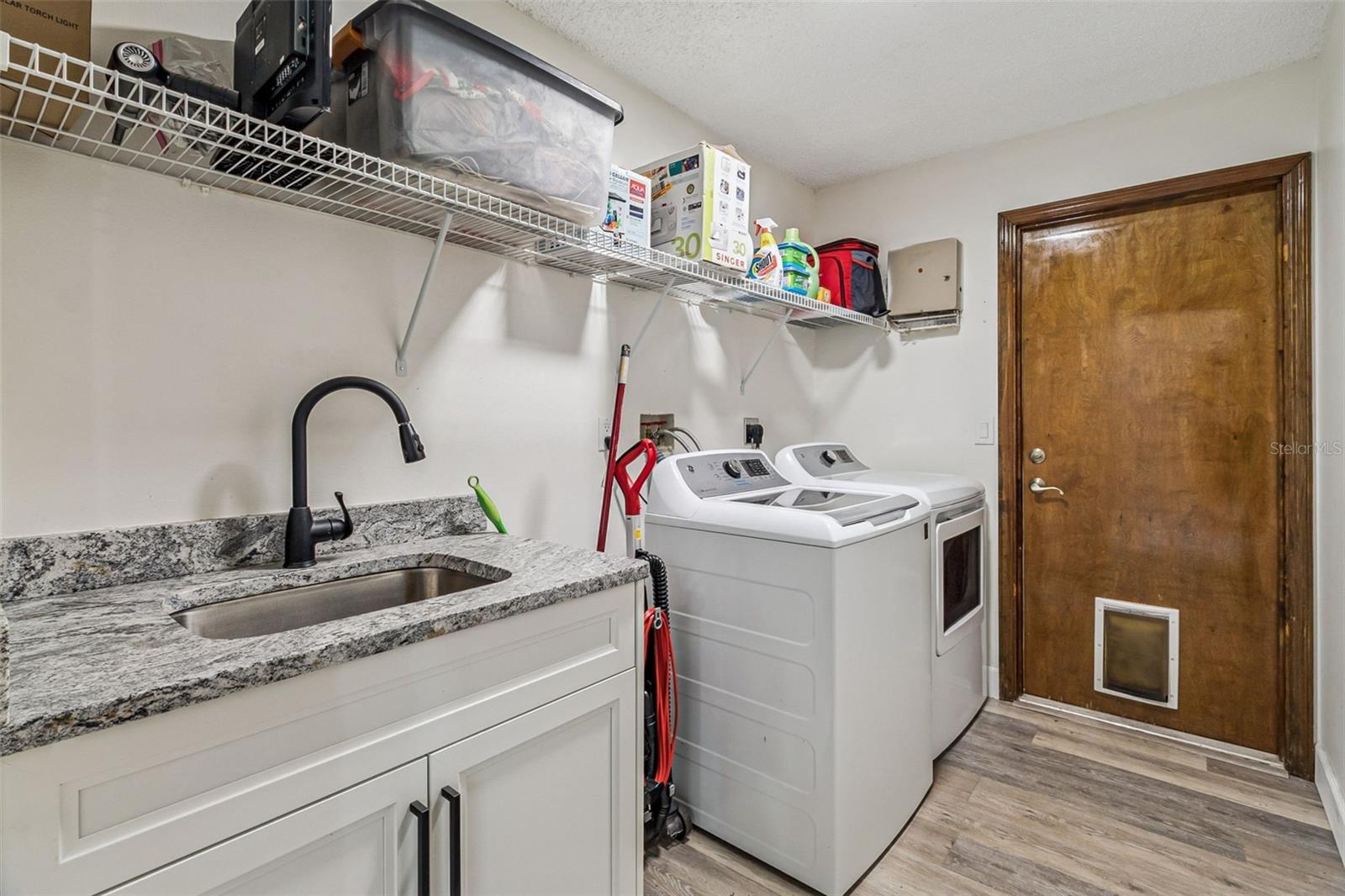 Listing photo id 22 for 870 Croton Road