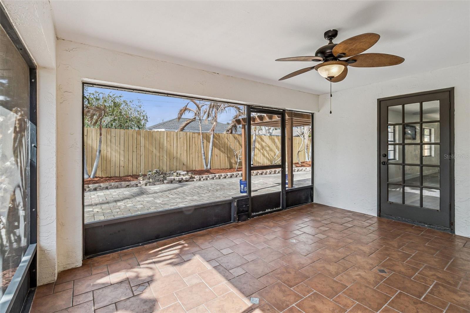 Listing photo id 25 for 870 Croton Road