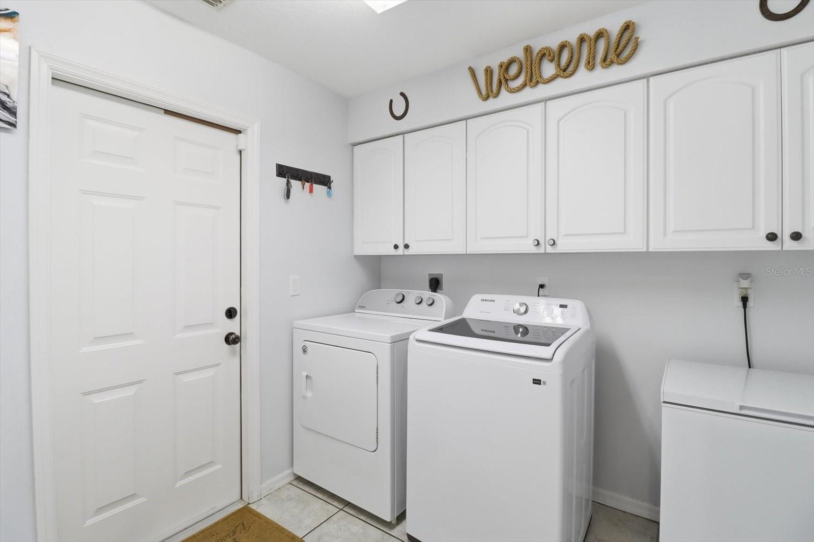 Image 24 of 46 For 12524 109th Place