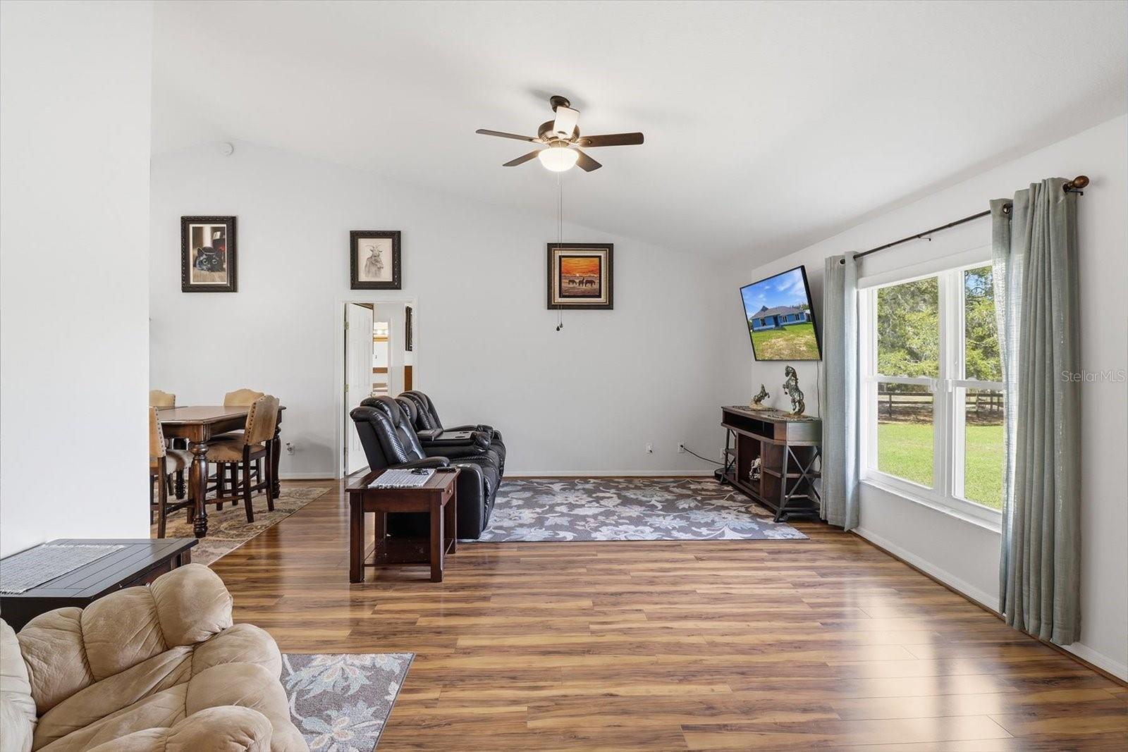 Image 6 of 46 For 12524 109th Place