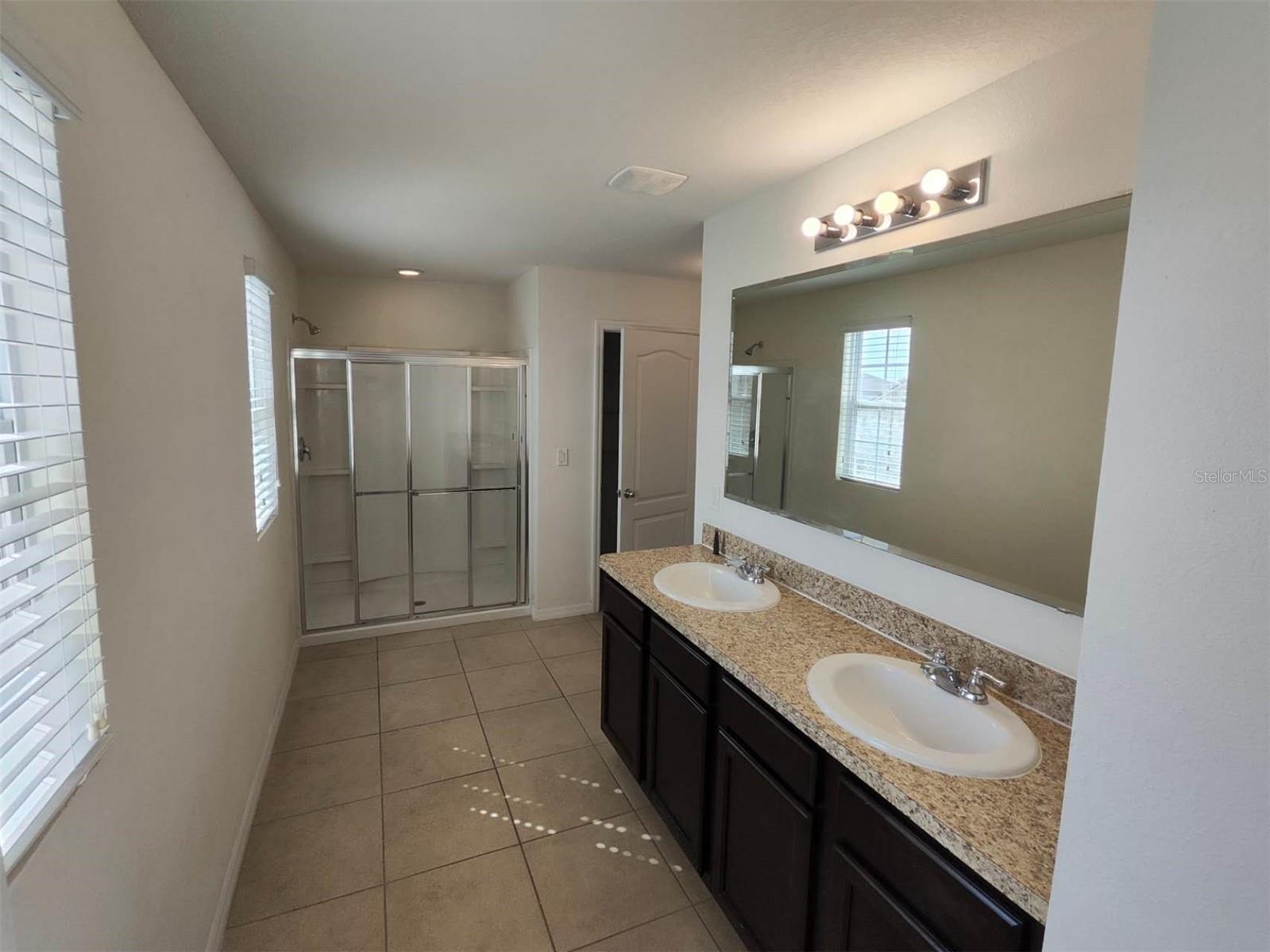 Image 16 of 30 For 406 Nova Drive