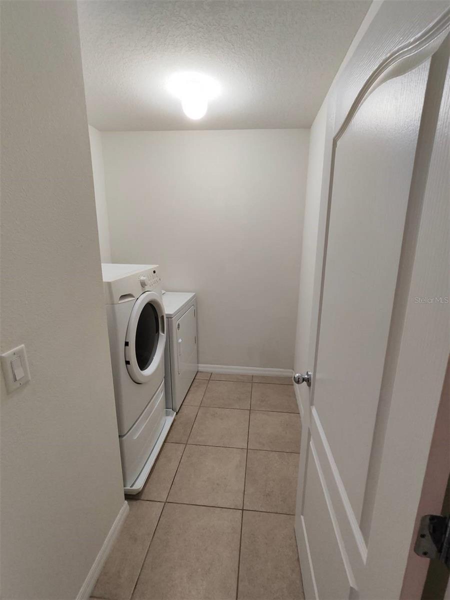 Image 24 of 30 For 406 Nova Drive