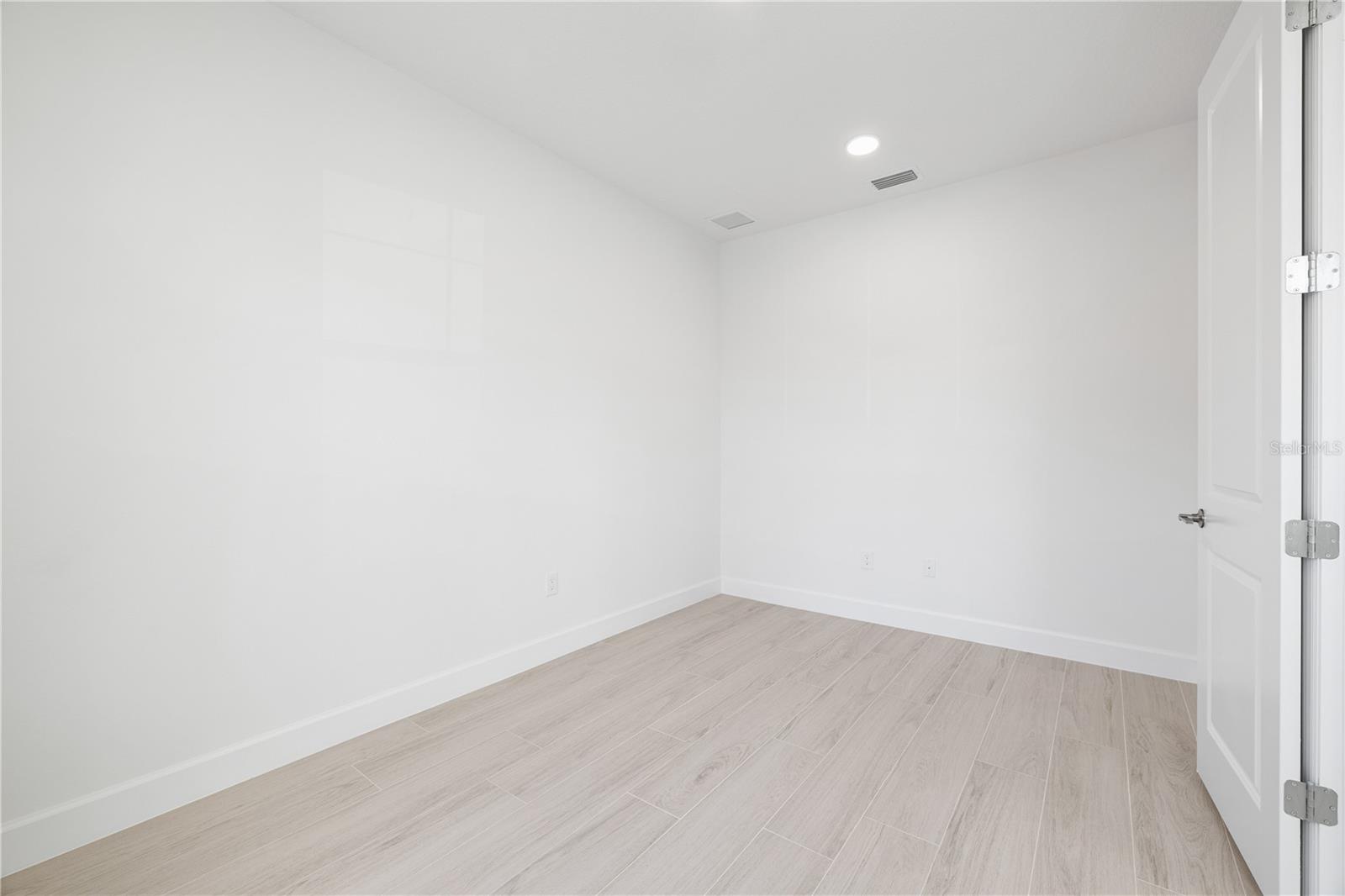 Image 11 of 77 For 16788 Muskgrass Drive