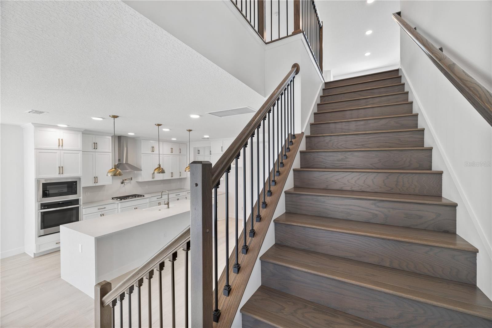 Image 39 of 77 For 16788 Muskgrass Drive