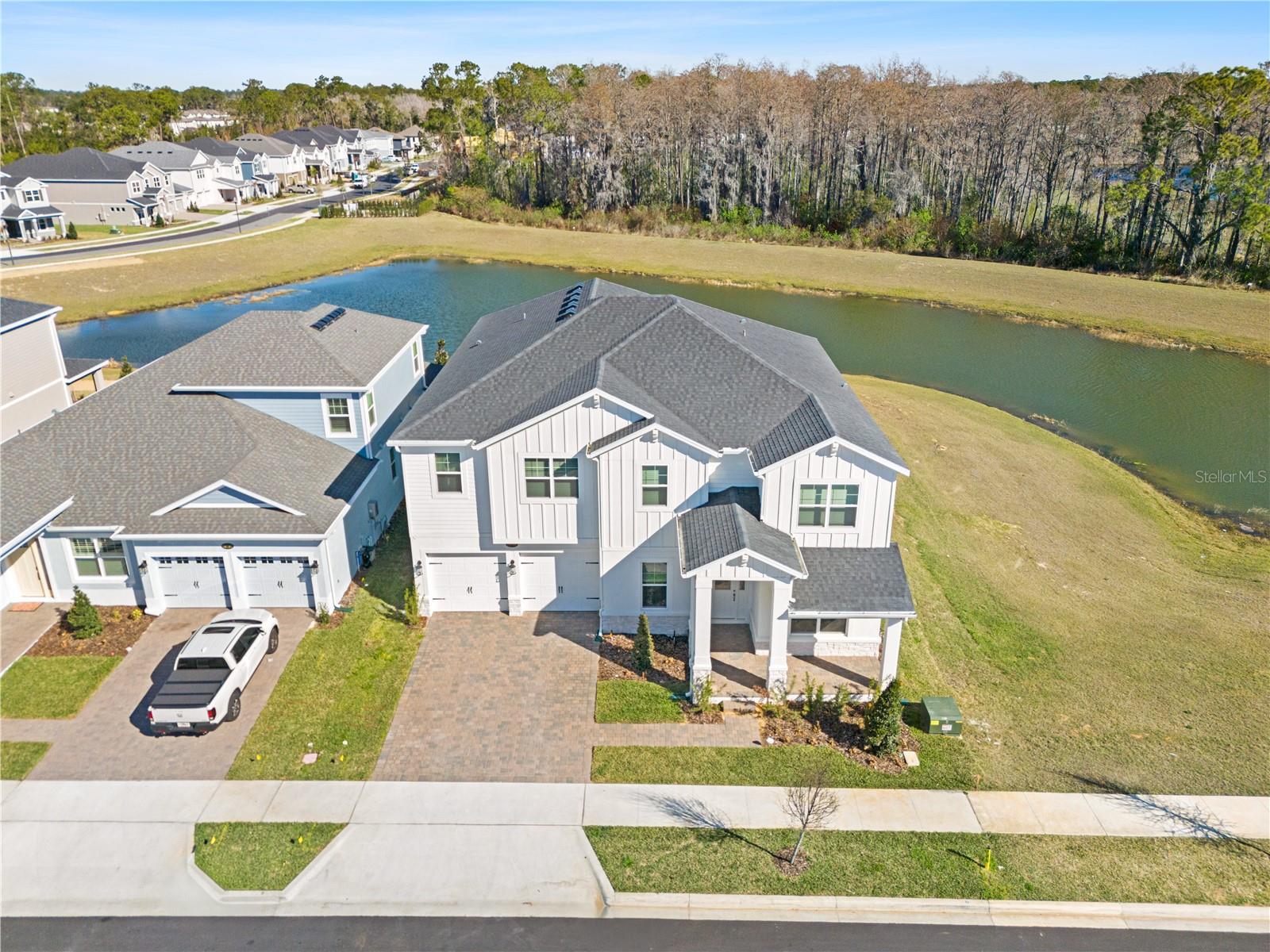 Image 4 of 77 For 16788 Muskgrass Drive