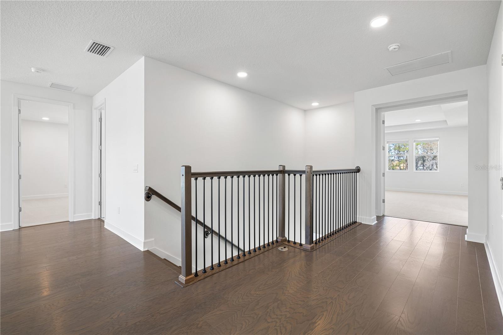 Image 45 of 77 For 16788 Muskgrass Drive