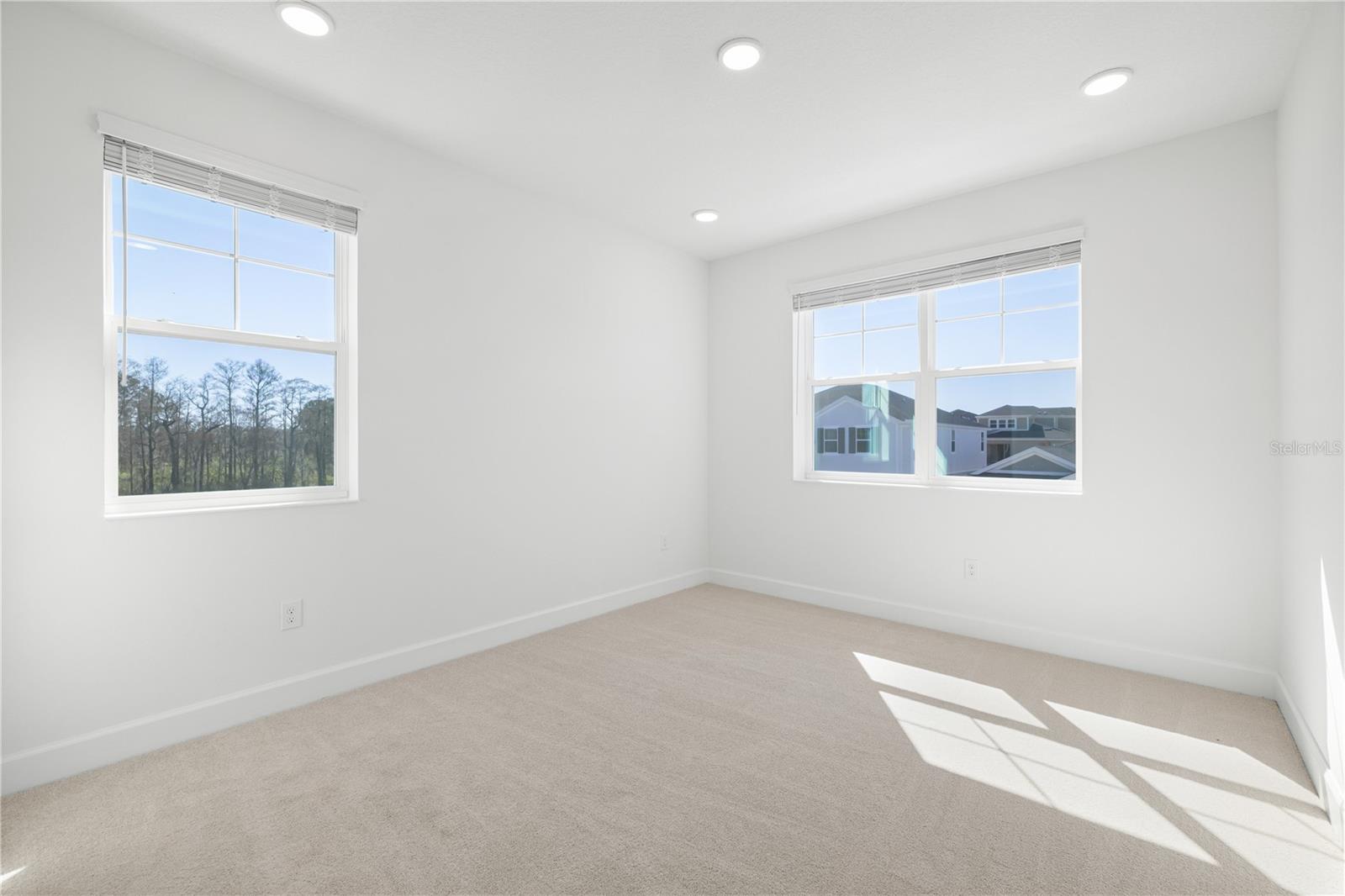 Image 46 of 77 For 16788 Muskgrass Drive