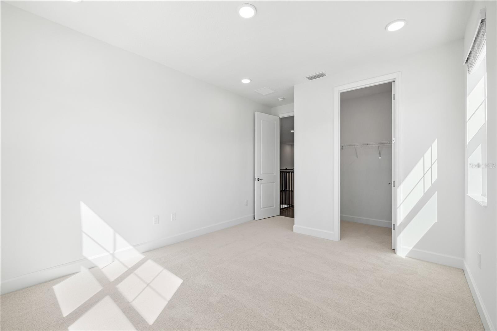 Image 47 of 77 For 16788 Muskgrass Drive