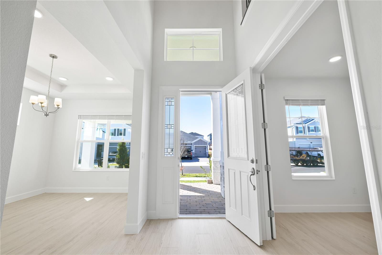 Image 7 of 77 For 16788 Muskgrass Drive